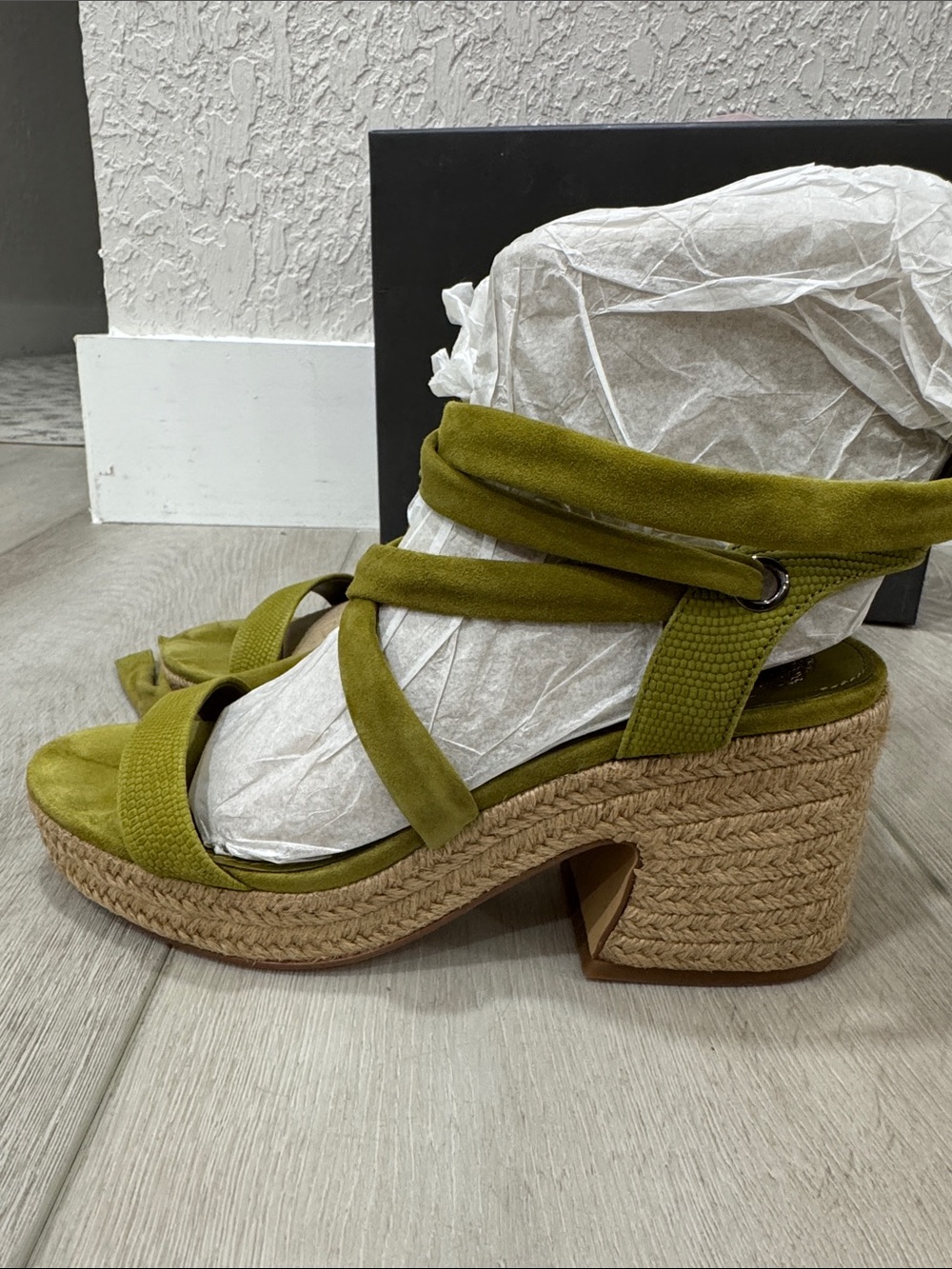 Vince Camuto Roreka Olive Suede Wrap Espadrille Wedge Sandals - Picture 4 of 5